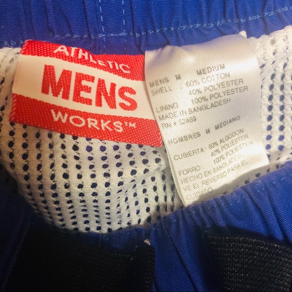 *SOLD!* Vintage 90s Athletic Works Swim Trunks - Picture 4 of 7